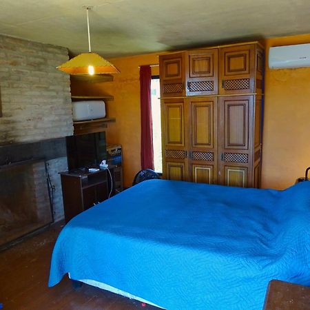 Casa Amarilla Con Jacuzzi Punta Del Diablo Exterior foto