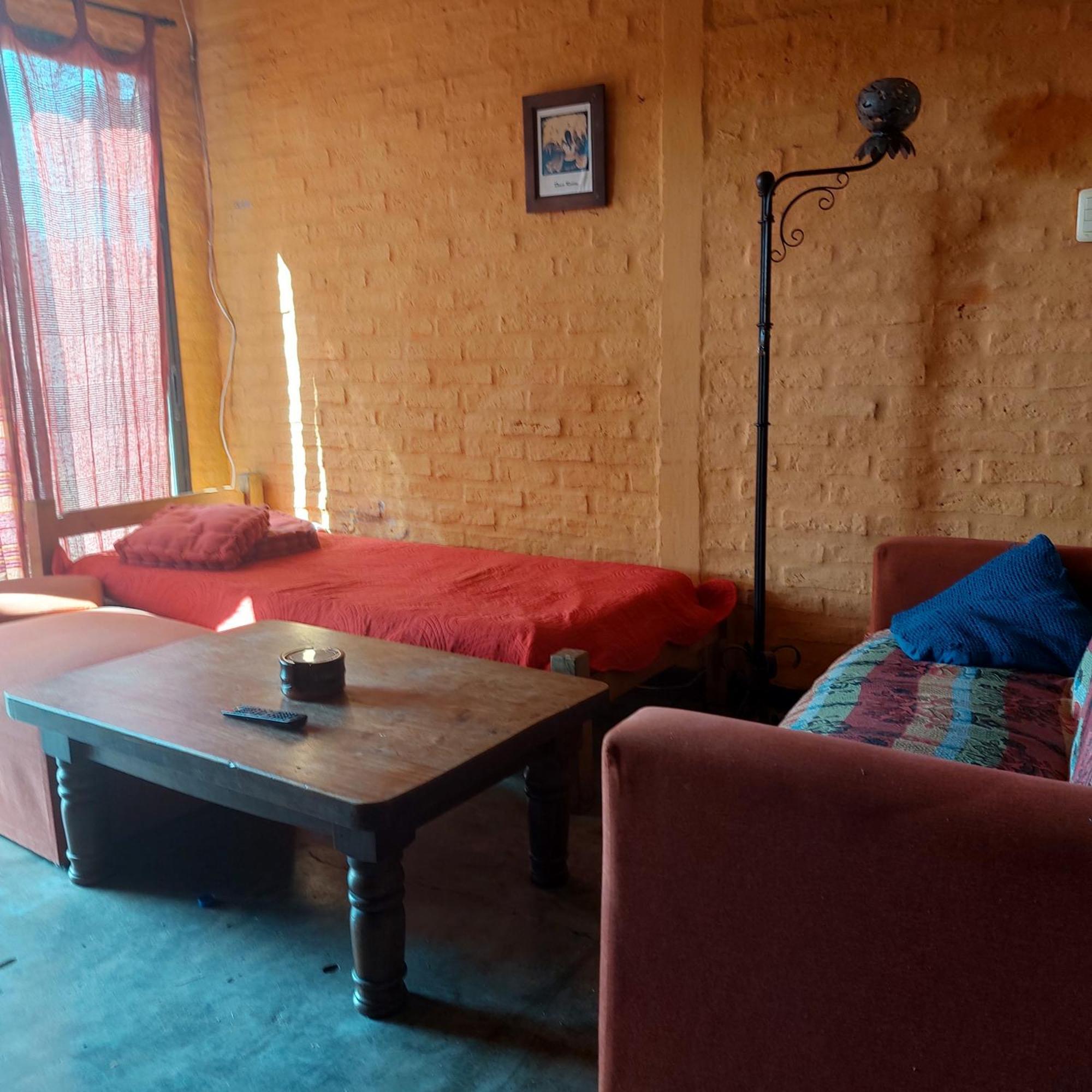 Casa Amarilla Con Jacuzzi Punta Del Diablo Exterior foto