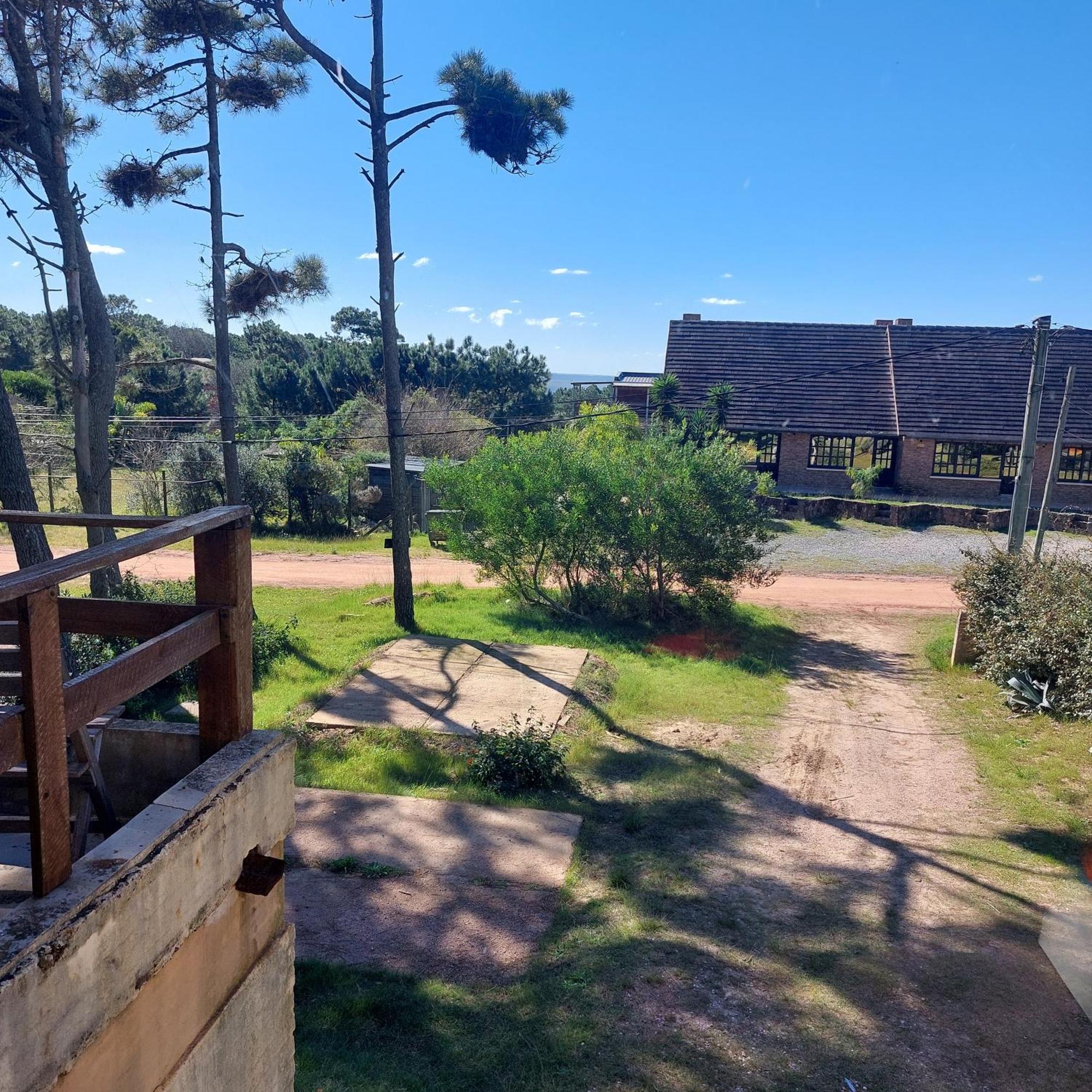 Casa Amarilla Con Jacuzzi Punta Del Diablo Exterior foto